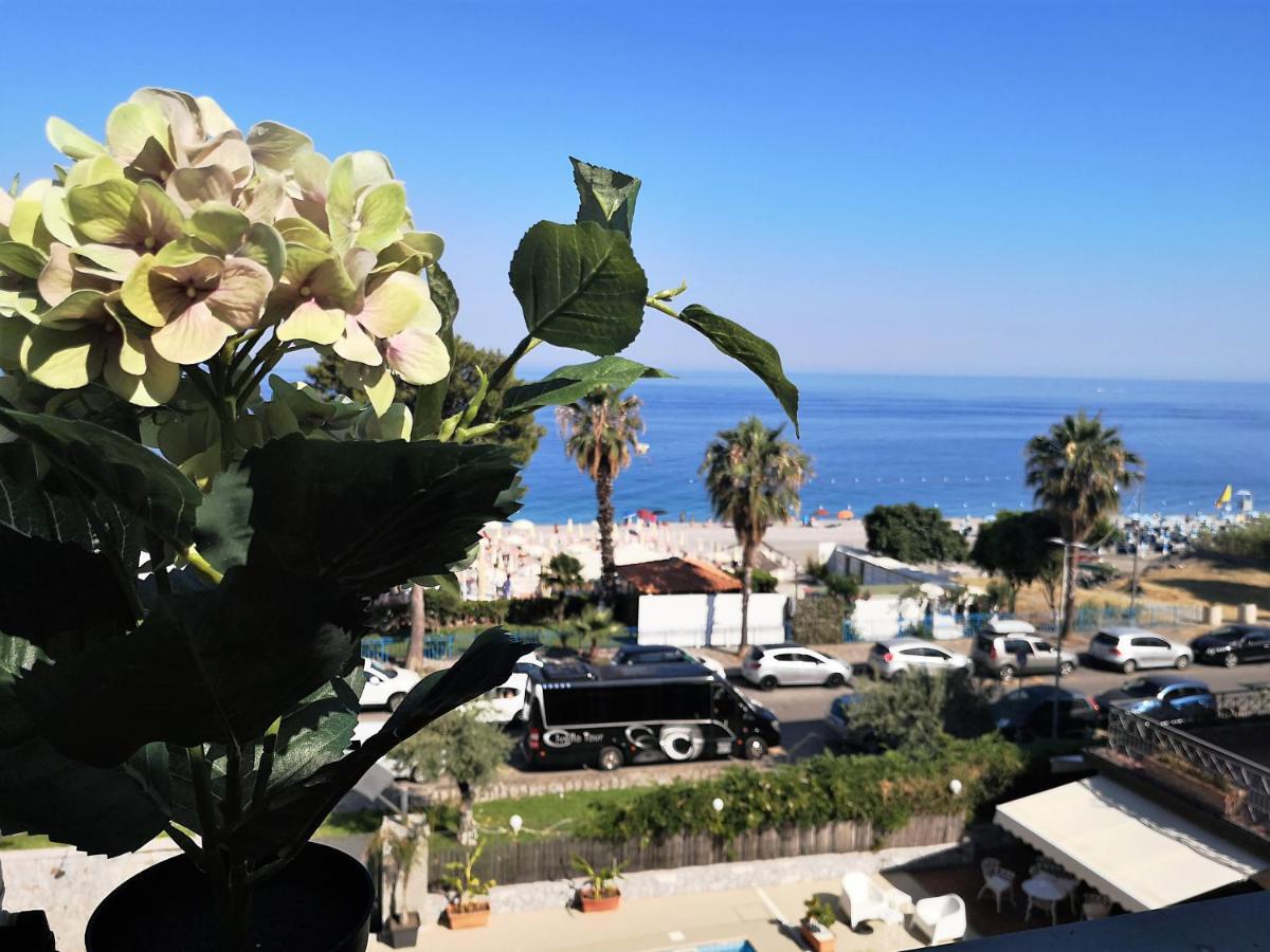 마제오 Taormina By The Sea 아파트 외부 사진